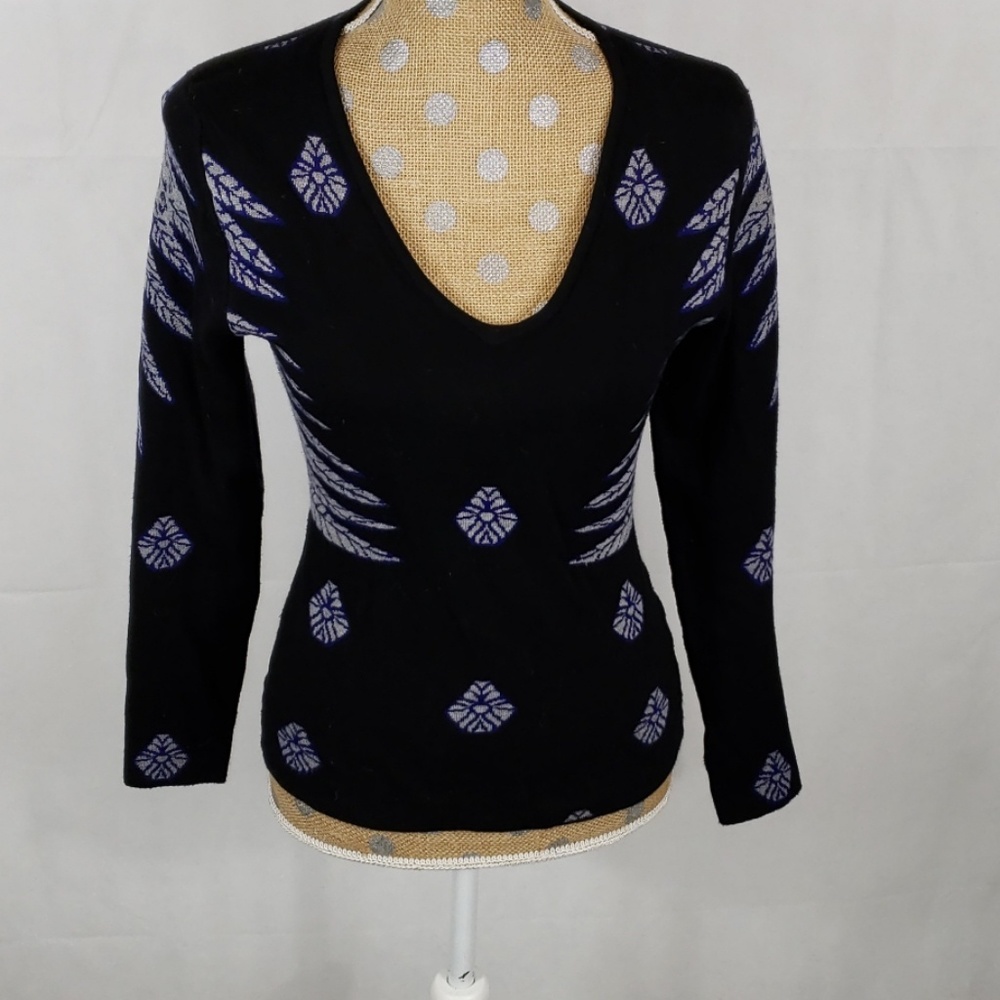 Yuka wing sweater